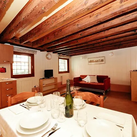 Melusina Ca' Bernarda Historical Center